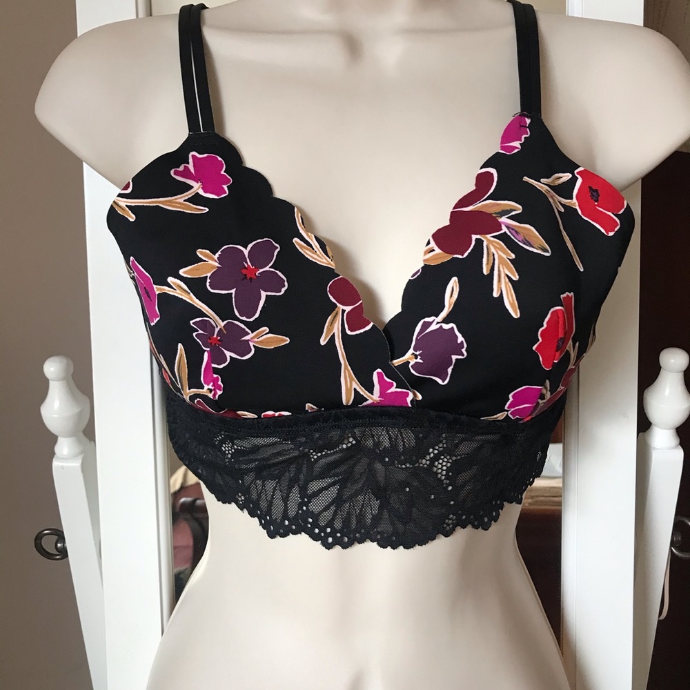 Auden bra Lace and flowers Size Medium